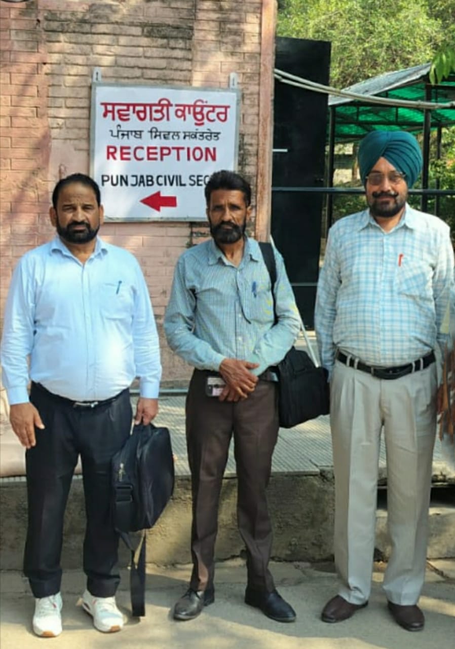 Field workers will hold a protest dharna at the head office of Water Supply and Sanitation Department on June 9:- Wahidpuri.